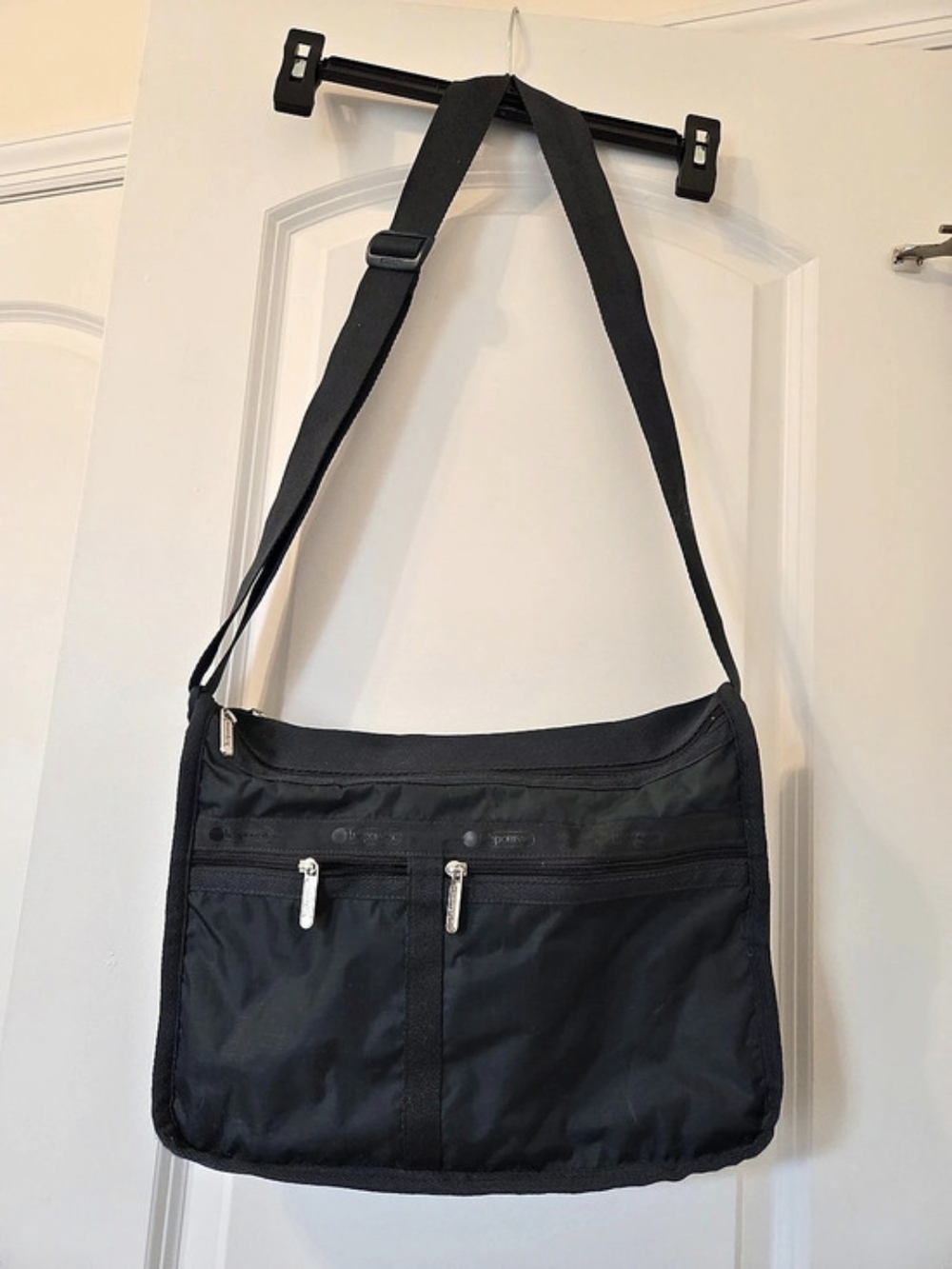 LeSportsac Deluxe Everyday Bag Dark Green/Blue Shoulder Bag